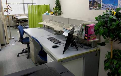 社労士だけでなく、行政書士・税理士も登録できます。大阪本町駅近くで月額13,000円~ 社労士だけでなく、行政書士・税理士も登録できます。大阪本町駅近くで月額13,000円~