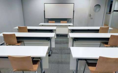 営業と事務所運営に絞った2日間のコース、社労士開業の第一歩は顧客開拓・運営実務コースから 営業と事務所運営に絞った2日間のコース、社労士開業の第一歩は顧客開拓・運営実務コースから